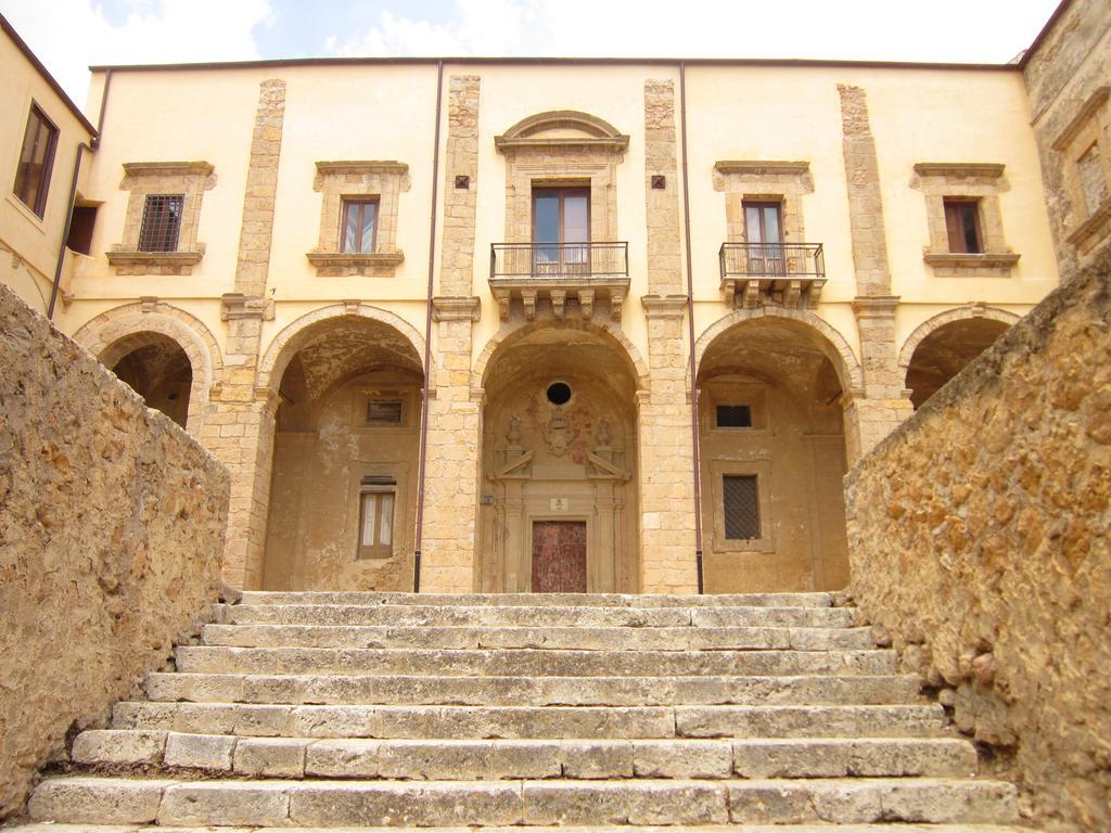 Casa Nel Barocco Apartment Naro Bagian luar foto